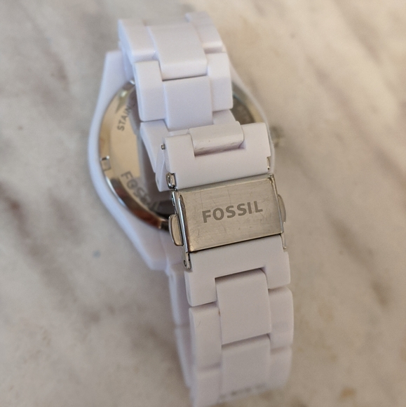 Fossil Watch - Picture 3 of 4